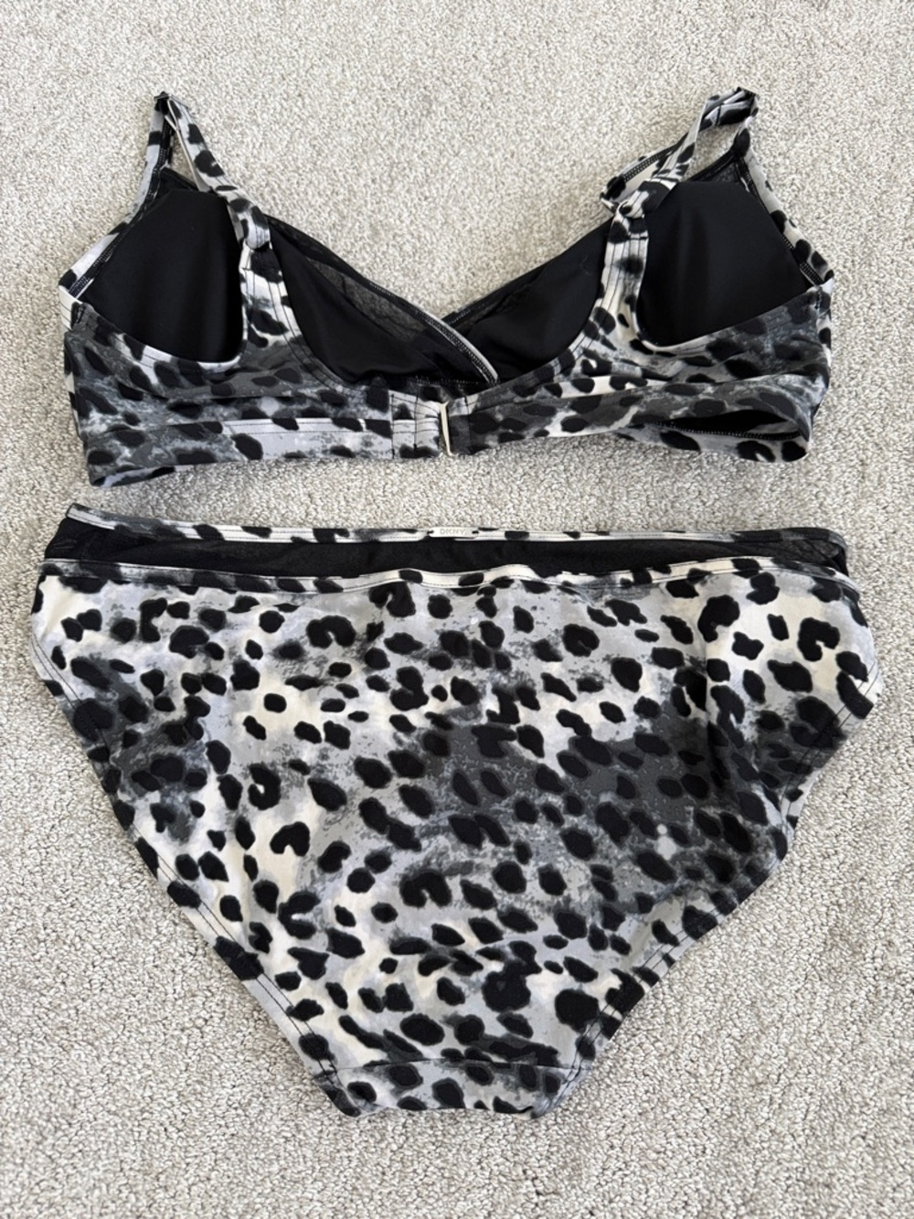 Dkny Black & White Leopard Print Women's Bikini Set - Picture 3 of 8
